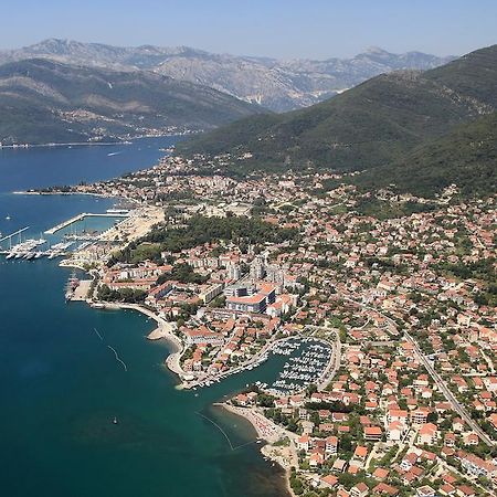 Guesthouse Lanca Тиват Екстер'єр фото